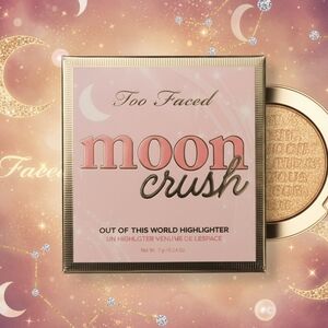 Too Faced Moon Crush Highlighter in Shimmering Gold